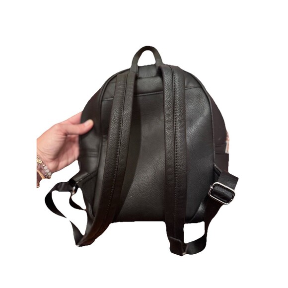 Lounge Fly Disney Gamer Girl Mini Backpack Girl Gamer Fun Sporty - Picture 2 of 5